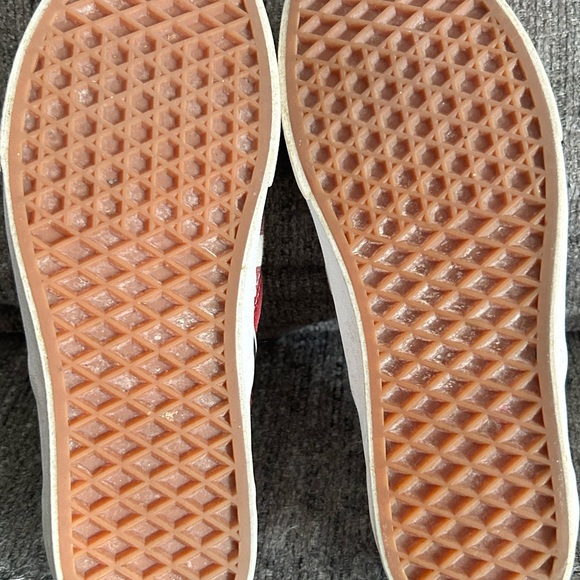 Unisex rhododendron red checkerboard Old Skool slip-on Vans. - Picture 5 of 6